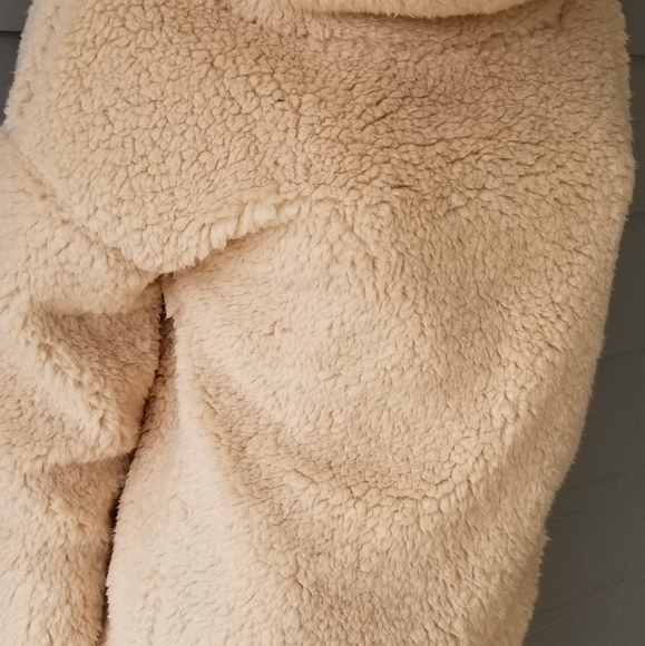 A New Day Sherpa Pullover Sweater - Picture 5 of 8